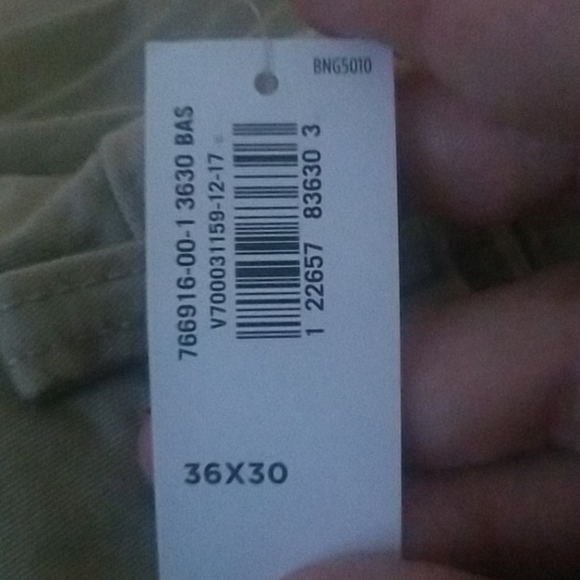 Old Navy Slim Uniform Non-Stretch Chino Pants - Picture 6 of 8